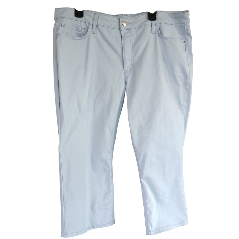 Lee Regular Fit Capri Jean Pants Midrise Light Wash‎ Womens Size Twenty M